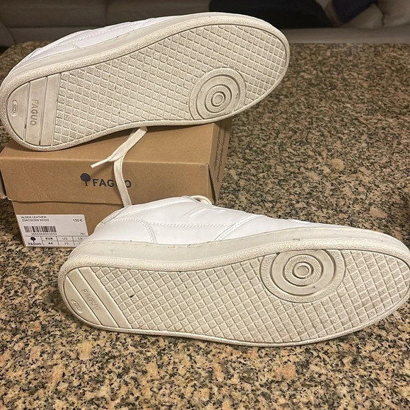 Like new size 10 usa - Picture 3 of 6